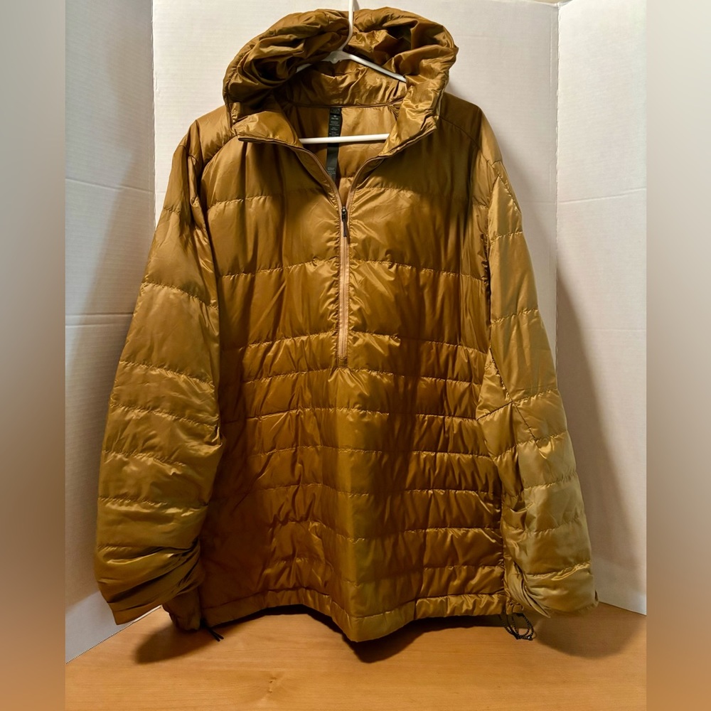 Mens Lulu Lemon LAB Quilted 1/2 Zip - Size XL - bronze/camel color